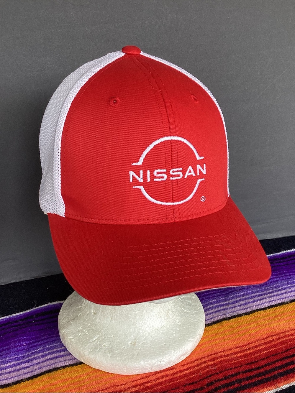 Nissan FlexFit hat size s/m